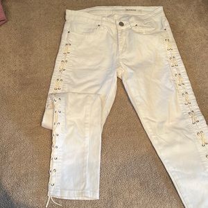 Blank NYC White Skinny Jeans. Size 26